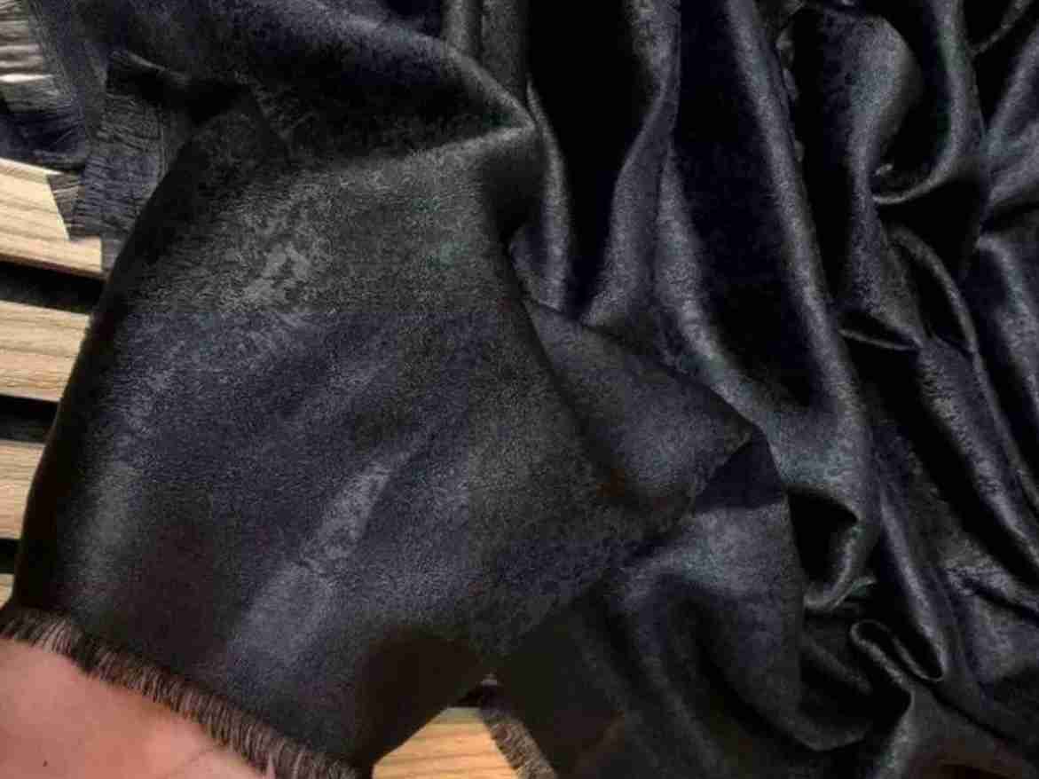 تصویر 5 از پخش عمده روسری پتینه مشکی + کف قیمت بازار